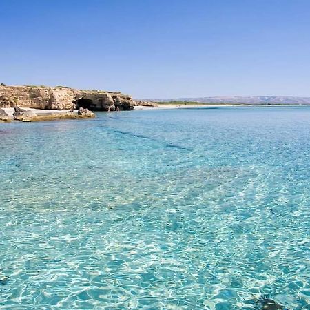Suite House L'Isola Che Non C'E Fontane Bianche Eksteriør billede