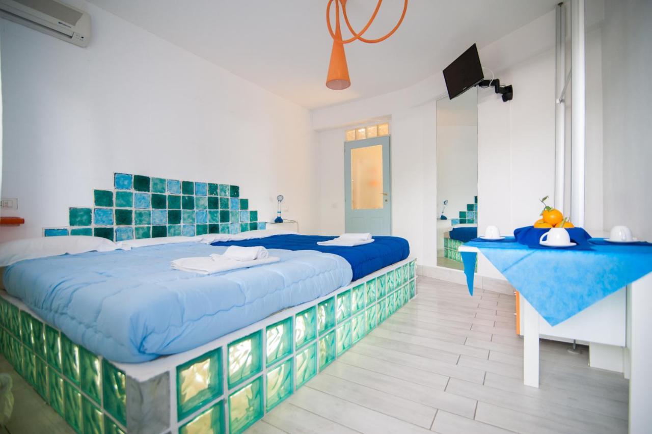 Suite House L'Isola Che Non C'E Fontane Bianche Eksteriør billede