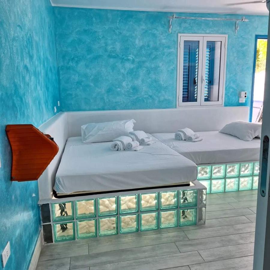 Suite House L'Isola Che Non C'E Fontane Bianche Eksteriør billede