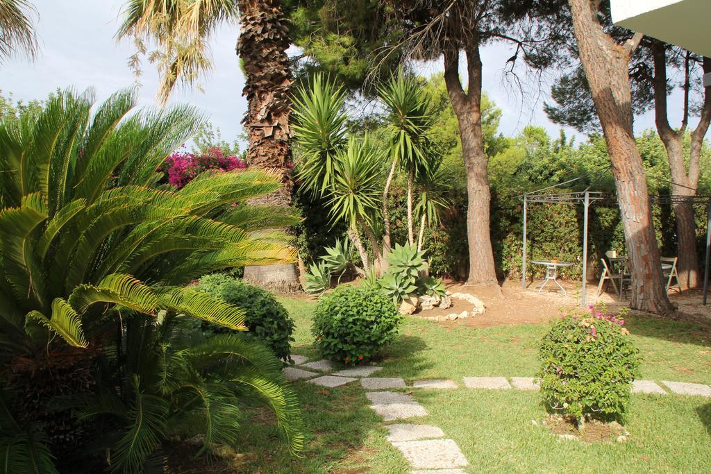Suite House L'Isola Che Non C'E Fontane Bianche Eksteriør billede