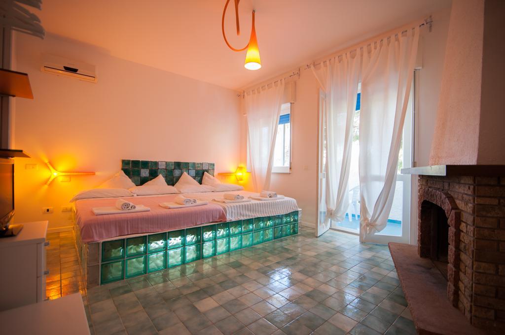 Suite House L'Isola Che Non C'E Fontane Bianche Eksteriør billede