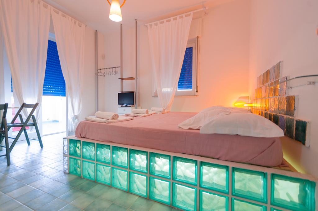Suite House L'Isola Che Non C'E Fontane Bianche Eksteriør billede