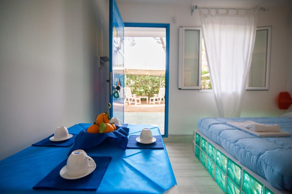 Suite House L'Isola Che Non C'E Fontane Bianche Eksteriør billede