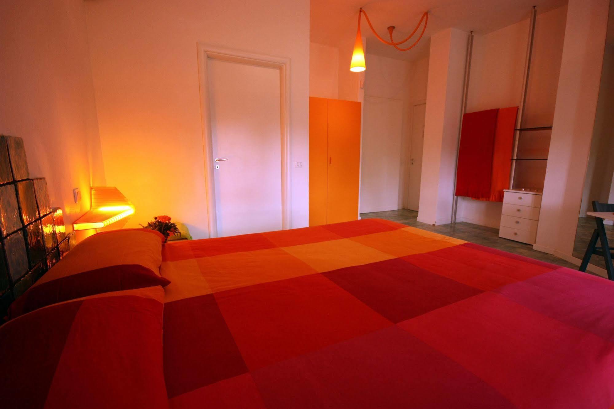 Suite House L'Isola Che Non C'E Fontane Bianche Eksteriør billede